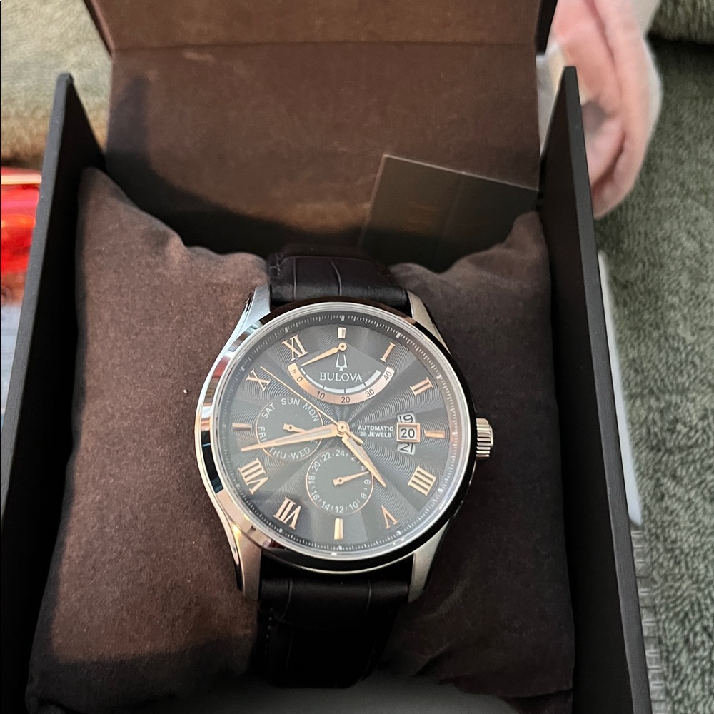 Bulova Silver and Brown men’s watch - Picture 11 of 11